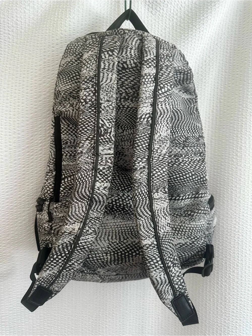 LULULEMON City Adventurer Black White Backpack 17L Swerve Vapor Metal Print